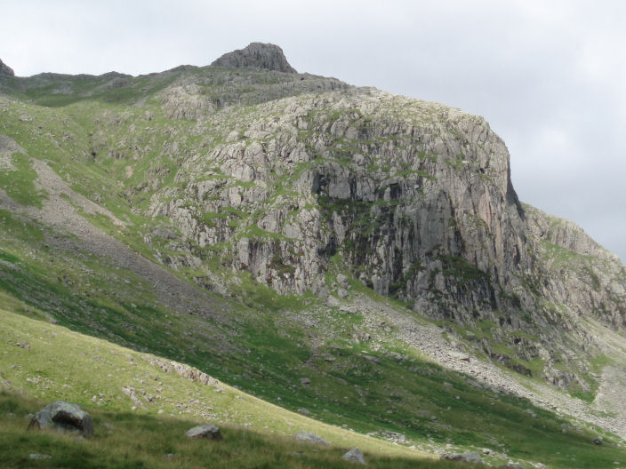Esk Buttress & Pen Esk Buttress & Pen